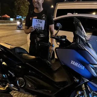 Selling Yamaha Tmax DX 2018