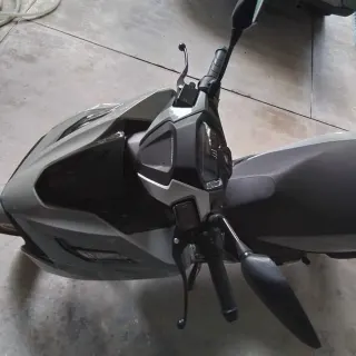 Rent Honda Click 160