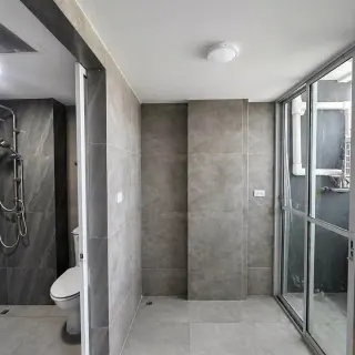 1 Bedroom Condo for Sale in The wide condo