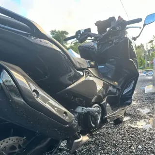 Selling Yamaha TMAX 560 2024