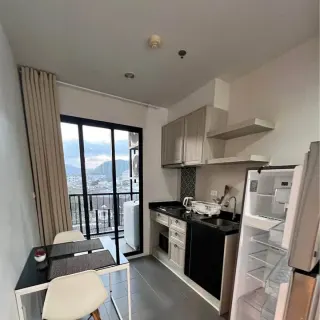 For Rent 1 Bedroom Condo at The Base Height