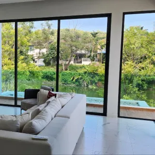 Urgent sale: 3BR lake view villa in Ratsada (Casa Signature)