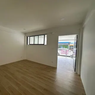 Selling 3-bedroom townhouse in Rawai Village