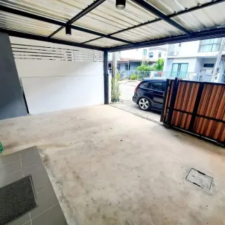 Townhouse for rent 3 bedrooms in Kathu