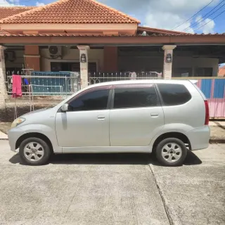 Selling Toyota Avanza 2007