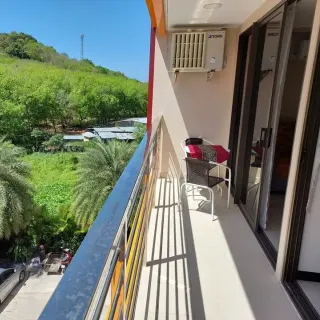 1-bedroom apartment in Nai Harn Condominium