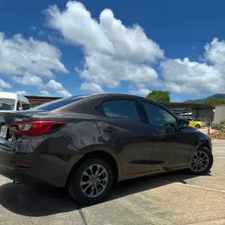 Selling Mazda 2 2018