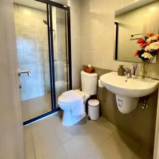 For rent 1-bedroom condo in D Condo Reef