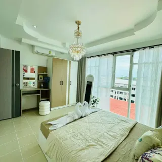 For Rent: 2 Bedroom Condo in Wichit
