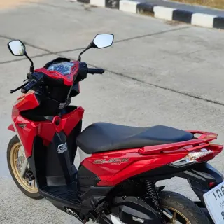 Selling Honda Click 125i