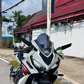 For rent Honda CBR650R 2023