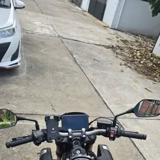 Selling Honda CB650R 2024
