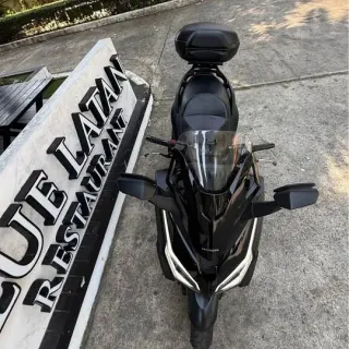 Selling Honda Forza 350
