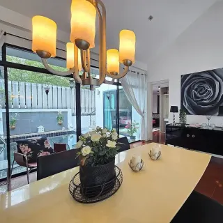 4 Bedroom Villa for Sale in Kamala