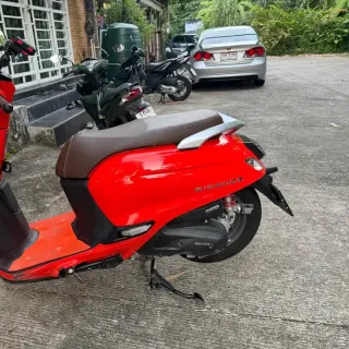Rent Honda Genio 2026