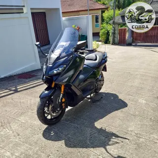 Rent Yamaha Tmax 2025
