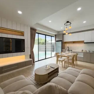 3 Bedroom Villa for Sale in Wichit