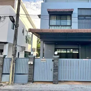 For rent 2-bedroom house in Kathu
