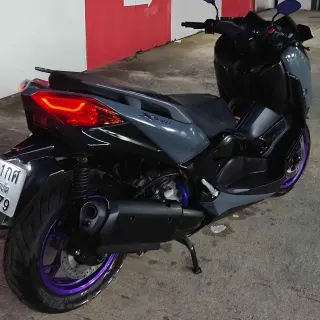 Selling Yamaha XMAX 300 2017