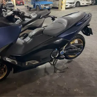 Selling Yamaha TMAX 530 2018