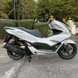 Selling Honda PCX 160