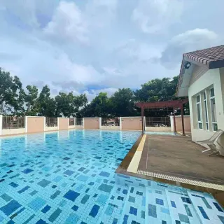 For rent 2-bedroom villa in Villa Chaofa 2