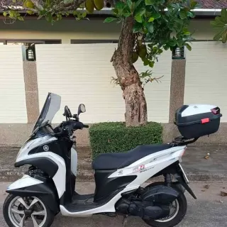 Rent Yamaha Tricity 2019