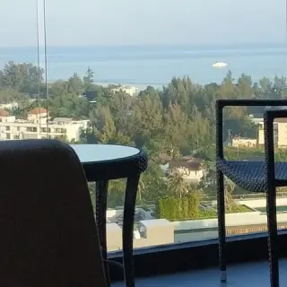 Selling 2-bedroom apartment in Mida Grande Resort Phuket