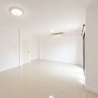 For sale The House in Wichit