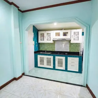 For Sale: 3 Bedroom Townhouse in Dusit Buri