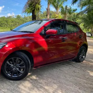 Selling Mazda 2 2019