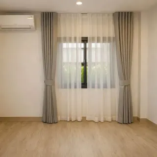 For rent 4-bedroom villa in Supalai Lake Ville
