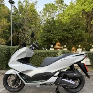 Selling Honda PCX 160