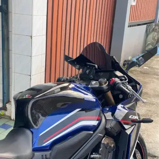 For rent Honda CBR650R 2022