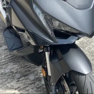 Selling Honda Forza 750