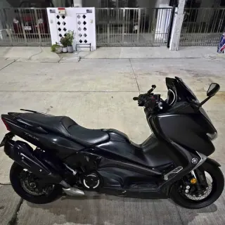 Selling Yamaha TMAX 2018
