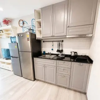 1-bedroom apartment with pool access in Naiyang