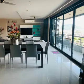 For Sale: 1-Bedroom Condo in The Unity Patong
