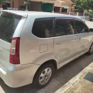 Selling Toyota Avanza 2007