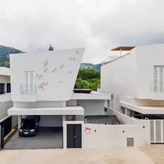 For rent 5-bedroom luxury pool villa in Kathu