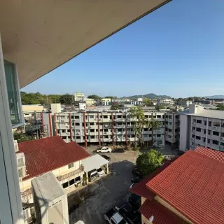 Sale of a 2-bedroom apartment in Phonsawan Condotel