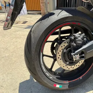 Selling Honda CBR 650R 2023