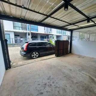 Townhouse for rent 3 bedrooms in Kathu