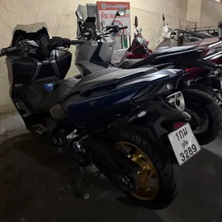 Selling Yamaha TMAX 530 2018