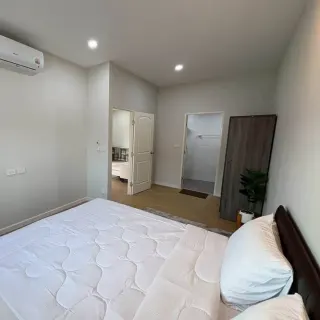 For rent 2-bedroom house in Pa Khlok
