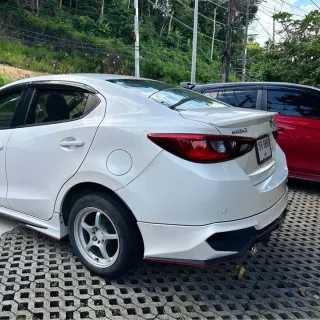 Selling Mazda 2 SP