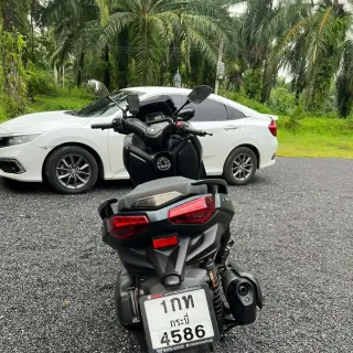 Rent Yamaha Xmax 300
