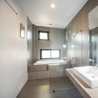 3 bedroom villa for sale in Bangtao