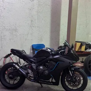 ให้เช่า Honda CBR650R 2023