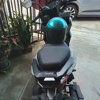 Rent Honda Click 160